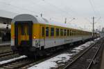 Messwagen gezogen von 110 169-0 im Mannheimer Hbf.