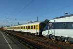 Messzug, gezogen von 101 049, durchquert den Bahnhof Brackwede mit einem mir unbekannten Fahrzeug im Schlepp.