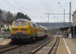 218 392-9 steht am 14. April 2013 mit einem Messzug im Bahnhof Kronach auf Gleis 2.