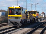 Zwei Robel GKW 804,am 22.April 2016,unterwegs auf dem Hauptgleis in Bergen/Rügen.