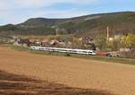 605 017 hatte am 15.04.20 eine Messfahrt von Halle-Ammendorf nach Saalfeld und zurück. Hier ist der Zug in Watzdorf zu sehen.