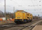 203 306-6 mit Baugerümpel-Anhängsel in Fahrtrichtung Süden. Aufgenommen am 28.12.2013 in Eichenberg.