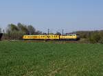 Die 218 392 mit einem Messzug am 09.04.2017 unterwegs bei Straubing.