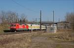 120 501-2 fhrt mit einem Messzug durch Frttstdt in Richtung Eisenach. 28.03.12