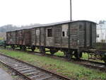 Diese beiden ehemaligen Bauzugwagen standen,am 25.April 2022,im Bahnhof Schleusingen.