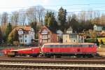 218 272-3 DB mit dem Beilhack Schneepflug 40 80 947 5 204-0 in Kronach am 29.01.2016