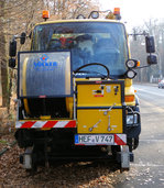 Völker Bauunternehmen Mercedes Benz Zweiwege Unimog U400 am 10.12.16 in Hanau Wilhemsbad 