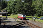 187 018 trifft als P8982 (Hasselfelde - Harzgerode) in Alexisbad ein.