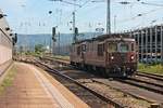 Am 26.06.2015 kam Re 4/4 177 (425 177-3)  Zweisimmen  zusammen mit Re 4/4 170 (425 170-8)  Brig-Glis  aus Richtung Rangierbahnhof Muttenz durch Basel Bad Bf in Richtung nördliches