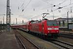 Nachschuss am 23.07.2015 auf die Freiburger 146 111-0  Baden Württemberg erfahren , als sie ihren RE (Basel Bad Bf - Offenburg) aus dem Badischen Bahnhof von Basel gen Weil am Rhein schiebte.