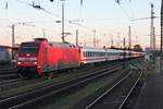 Einfahrt am Morgen des 03.08.2015 von 101 109-7 mit dem IC 61419 (Duisburg Hbf - Basel SBB)/CNL 40419 (Amsterdam Centraal - Zürich HB)/CNL 479 (Hamburg-Altona - Zürich HB) in Basel Bad Bf