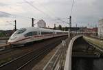 403 516-8  Siegburg  erreicht am 14.5.2017 als ICE846 von Berlin Ostbahnhof nach Köln Hauptbahnhof zusammen mit 403 518-4  Münster(Westf)  als ICE856 von Berlin Ostbahnhof nach Köln