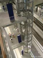 Berlin Hauptbahnhof - glserner Aufzug
