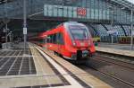 Hier 442 835-4 und 442 140-0 als RB14 (RB18923) von Nauen nach Berlin Ostbahnhof, bei der Ausfahrt am 27.6.2013 aus Berlin Hbf.