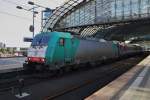 Hier 186 135-0 mit D1249 von Berlin Zoologischer Garten nach Saratov 1 P, dieser Zug stand am 6.7.2013 in Berlin Hbf.