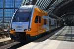 Hier 445 104-3 als RE2 (RE37372) von Wittenberge nach Cottbus, bei der Ausfahrt am 6.7.2013 aus Berlin Hbf.