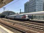 Die 101 144 in der Heimatstadt  ihres  Vereins am 19.05.2017 in Berlin Ostbahnhof.