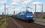 145 030 (145 085) der Press führte am 26.08.18 neben einer Wagenlok der Reihe 140 noch einen leeren ARS-Autozug durch Bitterfeld Richtung Leipzig.