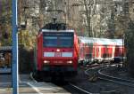 146 028 RE5 nach Emmerich bei der Einfahrt in den Hbf Bonn - 16.12.2013