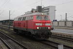 Baureihe 218 813-4 am 21:12:2017 im Braunschweiger Hauptbahnhof wartend auf freie fahrt.