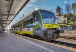 VT 650 734-6, von agilis, hält als ag 84552 (Marktredwitz - Bad Rodach) im Bahnhof Coburg.