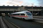 415 005-8 als ICE 1594 von Dresden nach Saarbrcken am Abend des 21.06.13 bei der Ausfahrt aus Darmstadt Hbf.