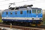 371 015-9  Knödelpresse  in Dresden Hbf, am 08.04.2017.