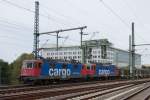 421 376 und 421 381 der SBB Cargo durchfahren den Dresdner Hbf in Richtung Bad Schandau. 05.10.2012