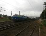 Lok Nr.9 von NIAG bei der Ausfahrt aus dem Güterbahnhof Duisburg Entenfang mit einem Kesselzug.