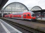 Der RE 30 nach Kassel stand hier am 03.01.2015 in Frankfurt am Main Hbf.
