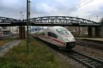 403 011-0 und 406 004-2 als ICE 505/105 von Kln/Amsterdam nach Basel SBB am Nachmittag des 14.12.13 bei der Ausfahrt aus Freiburg (Breisgau) Hbf.