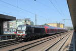 DB 193 865 mit dem RE 4510 aus Frankfurt (M) Hbf, am 04.06.2023 bei der Einfahrt in Fulda.