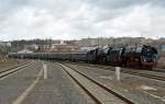 01 0509 und 01 1533 erreichen mit ihrem Sonderzug aus Nürnberg am 15.03.14 Gera.