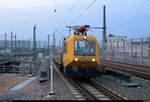 GAF 100 R/H (D-HCLOG 99 80 9436 001-8) der Heicon Verkehrstechnik GmbH passiert Halle(Saale)Hbf auf der Ostumfahrung für den Güterverkehr Richtung Süden.