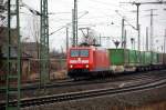 185 060 passiert am 22.02.09 mit einem Hangartner-zug Halle(S) Hbf auf dem Weg zum Rbf.