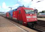 Die 101 029-7 steht am 02.07.2014 in Hamburg-Altona und wartet mit einem IC auf die Abfahrt zur Abstellanlage nach Hamburg-Eidelstedt.