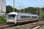 IC208 von Karlsruhe Hauptbahnhof nach Kiel Hauptbahnhof macht sich am 2.9.2017 im Hamburger Hauptbahnhof auf den Weg.