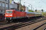 Hier 112 153 mit RE21071  SH-Express  von Flensburg nach Hamburg Hbf., bei der Einfahrt am 16.4.2014 in Hamburg Hbf.