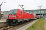 DB Regio 147 014-5 mit dem RE nach Stuttgart am 15.12.18 in Heidelberg Hbf 