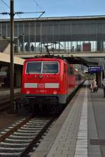 Vor wenigen Minuten ist die 111 209-3 mit dem SE60 aus Frankfurt in Heidelberg angekommen....hier fährt sie in die Abstellgruppe, um kurze Zeit später den Weg nach Frankfurt vom Gleis 5 aus