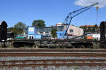 Ein alter Flachwagen stand Anfang August 2018 in Ilmenau. 