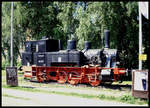 Tenderlok 98507 am 30.5.2001 als Denkmal am Bahnhof in Ingolstadt.