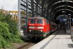 218 339-0 steht am 24.07.2009 im Kieler Hauptbahnhof zur Abfahrt als RB nach Flensburg bereit.