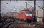 110133 fährt hier am 27.2.1991 um 14.28 Uhr mit einem Personenzug aus Kleve in den HBF Köln ein.