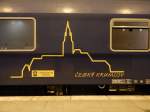 Beklebung auf einen tschechischen Schlafwagen in Köln Hbf gegen 6:15 Uhr.
Name des Wagens: CZ-ČD 61 54 72-91 006-1 
Art des Wagens: WLABmz

Köln 14.02.2015

