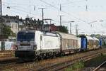 192 961 Vectron mit RRX Dostos in Köln West, am 18.06.2017.