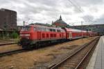 218 333-3 verlässt am 25.6.2017 mit dem RE85 (RE21450) von Hamburg Hauptbahnhof nach Puttgarden den Lübecker Hauptbahnhof.