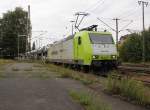 185 532-9 von Captrain mit Autotransport-Zug in Lehrte.