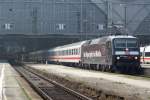 Das Highlight des Tages: Die Mrklin Lok 120 159-9 steht hier im Bahnhof von Leipzig Hbf bereit und wartet auf die Weiterfahrt mit dem IC 73930 nach Berlin Gesundbrunnen(+6).