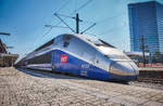 310 045-4 hält als TGV 9552 (Frankfurt (Main) Hbf - Saarbrücken Hbf - Paris Est) in Mannheim Hbf.